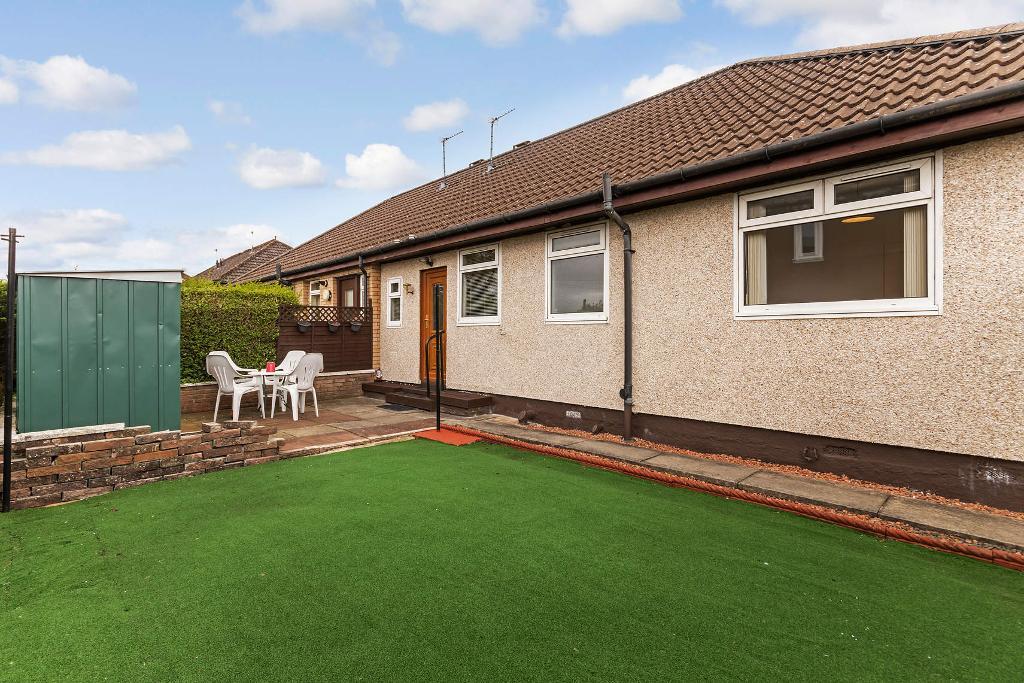 2 Bedroom Semi Bungalow For Sale in Olive Street, Glasgow, G33 1JG