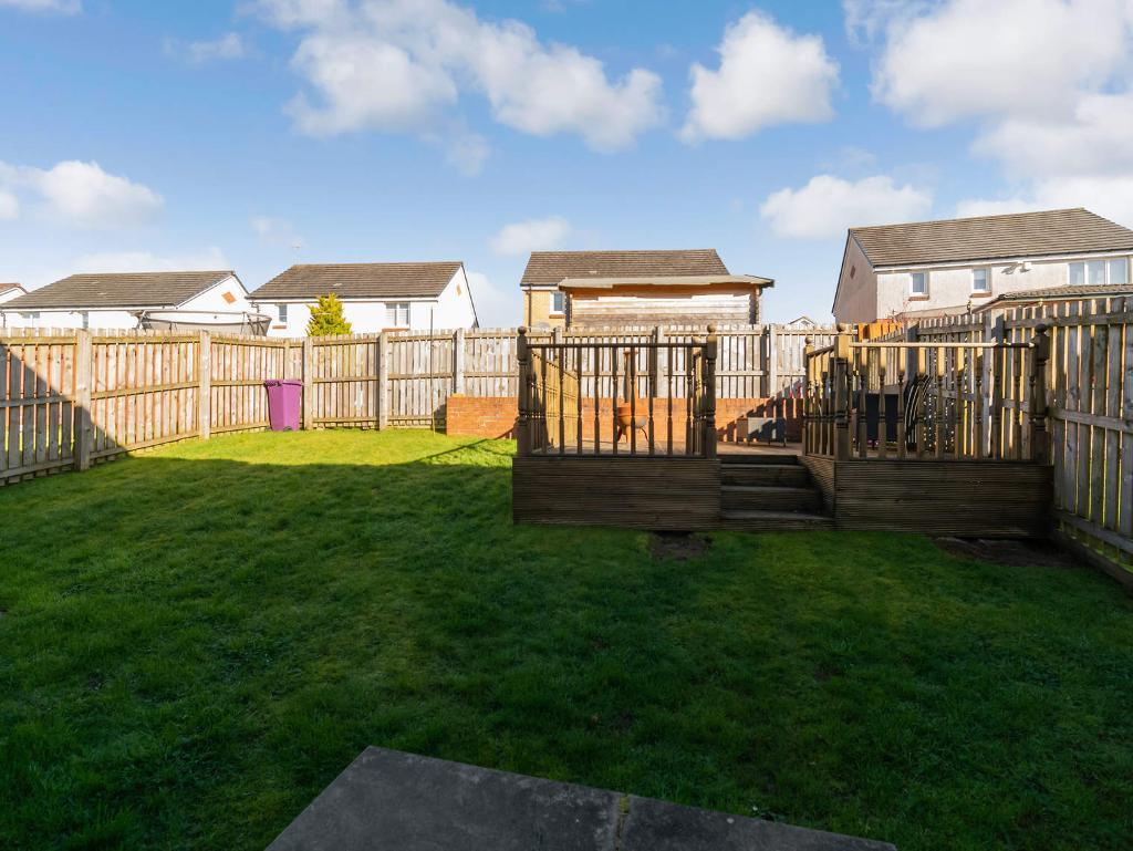 3 Bedroom Detached For Sale in Woodfoot Crescent, Darnley, G53 7ZS