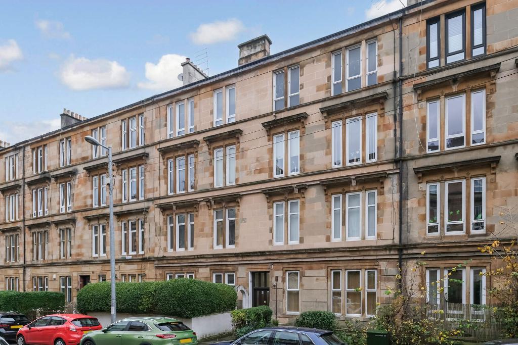 Roslea Drive, Dennistoun, G31 2RP