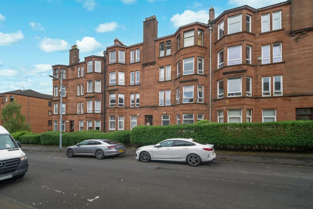 Golfhill Drive, Dennistoun, G31 2NY